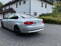 Gebraucht BMW 325 218 PS (160 kW) 2006 Silber Coupé