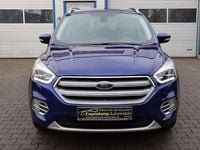Gebraucht Ford Kuga Titanium 150 PS (110 kW) 2017 Blau SUV