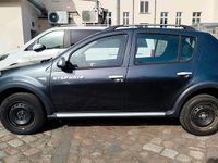 Gebraucht Dacia Sandero Stepway 85 PS (62 kW) 2012 Grau Kleinwagen