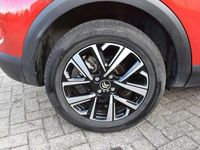 Gebraucht Citroën C4 Shine 110 PS (80 kW) 2022 Rot Limousine