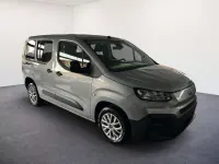 Neu Fiat Doblò 102 PS (75 kW) 2025 113 silber Van / Kleinbus
