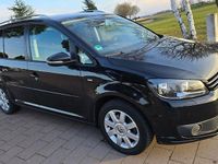 Gebraucht VW Touran Cup 105 PS (77 kW) 2014 Schwarz Van / Kleinbus