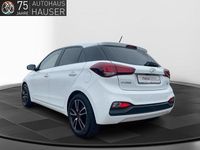 Gebraucht Hyundai i20 Trend 101 PS (74 kW) 2018 Weiß Kleinwagen