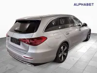 Gebraucht Mercedes C200 Avantgarde 163 PS (119 kW) 2023 Silber Kombi