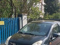 Gebraucht Nissan Pixo 68 PS (50 kW) 2012 Schwarz Kleinwagen