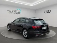 Gebraucht Audi A4 Advanced 163 PS (119 kW) 2022 Brillantschwarz Kombi