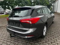 Gebraucht Ford Focus Cool & Connect 125 PS (91 kW) 2021 Grau Limousine