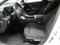 Gebraucht Mercedes C200 163 PS (119 kW) 2023 Weiß Limousine