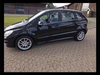 Gebraucht Mercedes B180 109 PS (80 kW) 2010 Schwarz Van / Kleinbus