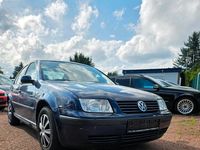 Gebraucht VW Bora 105 PS (77 kW) 2002 Blau Limousine