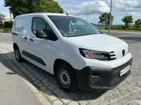 Gebraucht Peugeot Partner Premium 102 PS (75 kW) 2025 Andere Van / Kleinbus