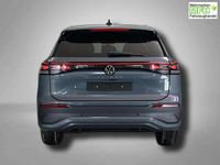Neu VW Tayron Life 150 PS (110 kW) 2026 Delfingrau metallic SUV