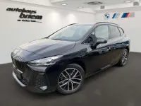 Neu BMW 230e Active Tourer Performance 326 PS (239 kW) 2026 Schwarz Van / Kleinbus