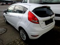 Gebraucht Ford Fiesta Titanium 82 PS (60 kW) 2011 Weiß Kleinwagen