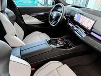 Neu BMW M5 Performance 585 PS (430 kW) 2026 Grün Limousine