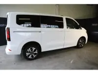 Gebraucht VW Caravelle Life 150 PS (110 kW) 2025 Weiß Van