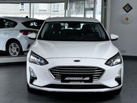 Gebraucht Ford Focus Cool & Connect 155 PS (114 kW) 2021 Weiß Limousine