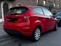 Gebraucht Ford Fiesta 60 PS (44 kW) 2010 Rot Kleinwagen