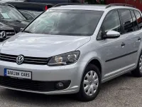 Gebraucht VW Touran Trendline 105 PS (77 kW) 2014 Silber Van / Kleinbus