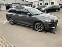 Gebraucht Ford Focus ST-Line 155 PS (114 kW) 2023 Magneticgrau (metallic) Kombi