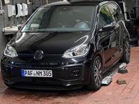 Usado VW up! United 60 CV (44 kW) 2020 Negro Utilitario