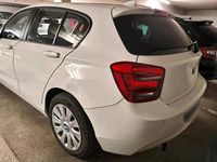 Gebraucht BMW 116 136 PS (100 kW) 2014 Weiß Kleinwagen