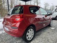 Gebraucht Renault Clio II 75 PS (55 kW) 2007 Rot Kleinwagen