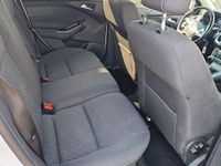 Gebraucht Ford Focus SYNC Edition 125 PS (91 kW) 2013 Weiß Limousine