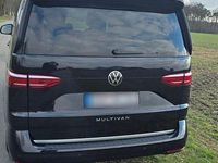 Gebraucht VW Multivan Style 150 PS (110 kW) 2023 Schwarz Van