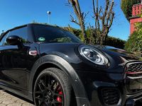 Second-hand Mini John Cooper Works 231 CP (169 kW) 2018 Negru Hatchback