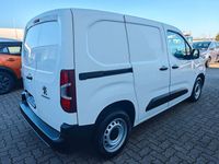 Gebraucht Peugeot Partner 76 PS (55 kW) 2021 Weiß Van / Kleinbus