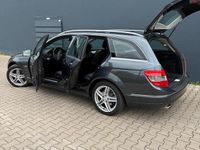 Gebraucht Mercedes C220 170 PS (125 kW) 2010 Grau Kombi