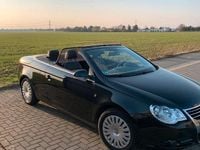 Usata VW Eos 140 CV (102 kW) 2011 Nero Cabrio