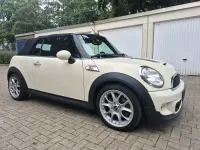Gebraucht Mini Cooper S Cabriolet 184 PS (135 kW) 2012 Beige Cabrio
