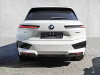 Gebraucht BMW iX M Sport 264 kW (360 PS) 2024 Mineralweiss SUV