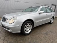 Gebraucht Mercedes E220 Classic 150 PS (110 kW) 2003 Silber Limousine