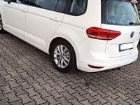 Gebraucht VW Touran Comfortline 150 PS (110 kW) 2016 Weiß Van / Kleinbus
