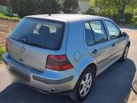 Usata VW Golf IV 75 CV (55 kW) 2002 Grigio Utilitaria