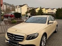 Gebraucht Mercedes E200 Avantgarde 160 PS (117 kW) 2019 Beige Limousine