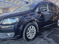Gebraucht VW Touran Style 105 PS (77 kW) 2012 Schwarz Van / Kleinbus