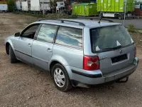Gebraucht VW Passat Comfortline 131 PS (96 kW) 2002 Grau Kombi