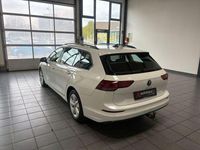 Gebraucht VW Golf VIII Life 116 PS (85 kW) 2022 Weiß Kombi