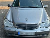 Gebraucht Mercedes C200 Classic 122 PS (89 kW) 2004 Silber Kombi