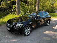 Gebraucht Mercedes C220 170 PS (125 kW) 2014 Schwarz Kombi