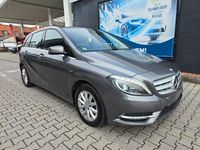 Gebraucht Mercedes B180 109 PS (80 kW) 2012 Grau Van / Kleinbus