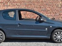 Gebraucht Peugeot 206+ S 60 PS (44 kW) 2012 Grau Kleinwagen