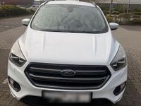 Używany Ford Kuga ST-Line 242 KM (177 kW) 2018 Biały SUV