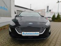 Gebraucht Ford Focus Cool & Connect 120 PS (88 kW) 2020 Schwarz Kombi