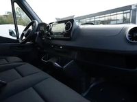 Używany Mercedes Sprinter 170 KM (125 kW) 2025 Biały Van