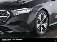 Gebraucht Mercedes E300 Avantgarde 313 PS (230 kW) 2025 Lack obsidianschwarz Kombi